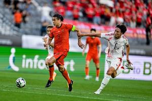 沪媒：国足选帅去掉“熟悉亚洲足球”要求，但大牌教练仍来不了