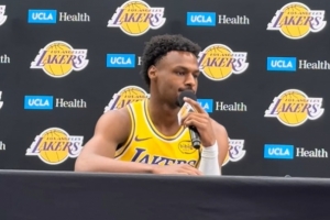 新赛季角色?布朗尼:我只是需要抓住任何机会 上场打球努力生存