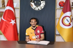 再降700万欧！萨内当前身价仅2500万欧，生涯最高曾达1亿欧