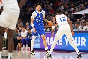 字母哥:罗林斯自信心达到了前所未有的高度 他会成为重要一员