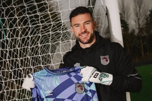 官方:英乙球队格林斯比紧急租借37岁门将奥唐纳,租期7天