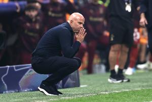 斯洛特:我不清楚那球究竟越位没;无论何种状况全部责任都在我