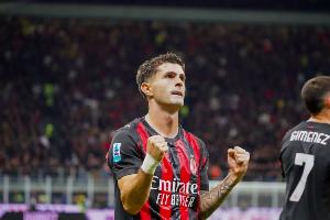 米兰vs那不勒斯首发预测：亚沙里普利西奇领衔，魔笛莱奥替补待命