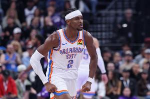 🔥还在继续！亚历山大连续99场20+ 距历史第一仅差27场！