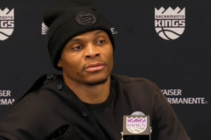 罕见动怒！威少正面硬刚记者：你了解我吗？对我们的打法有意见吗