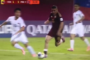 大罗铁粉？委内瑞拉U17球员顶着同款阿福头发型破门😁