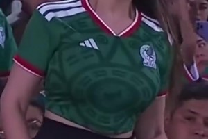 拉丁美女别有一番风情😍！墨西哥美女球迷惊艳入镜